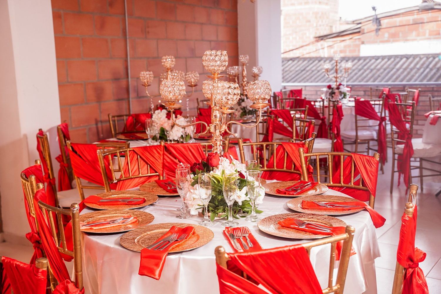 Salón en rojo y oro — Banquetes Altovar